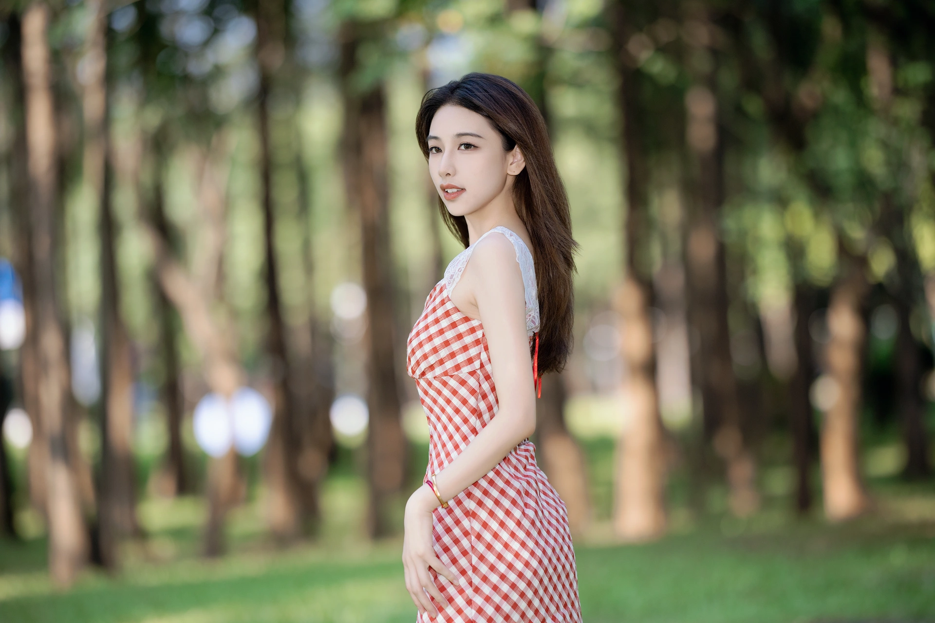 [YITUYU艺图语]2024.10.30 盛夏的果实 楠楠 2